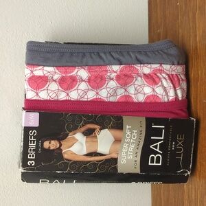 6/M Bali Luxe Cotton/ Poly Brief Panties 3pk red grey nwt